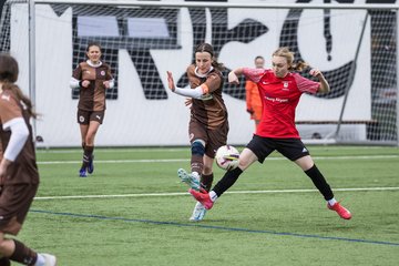 Bild 61 - wBJ FC St. Pauli - Walddoerfer SV : Ergebnis: 3:4